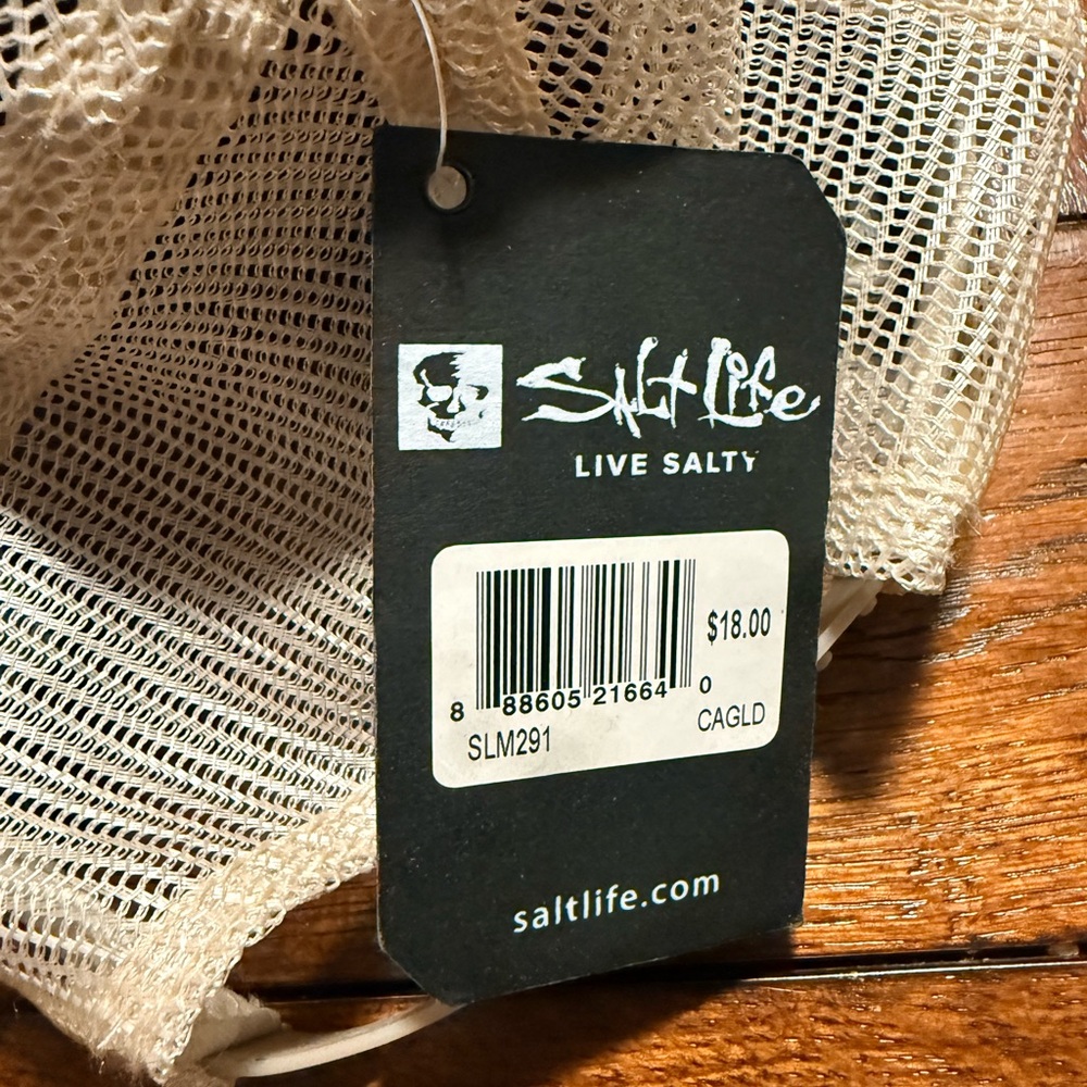 BNWT ‘Salt Life’ cap - Picture 3 of 6